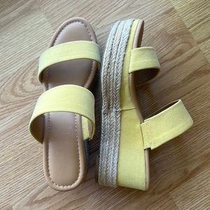 Lauren Conrad espadrilles sandals size 9